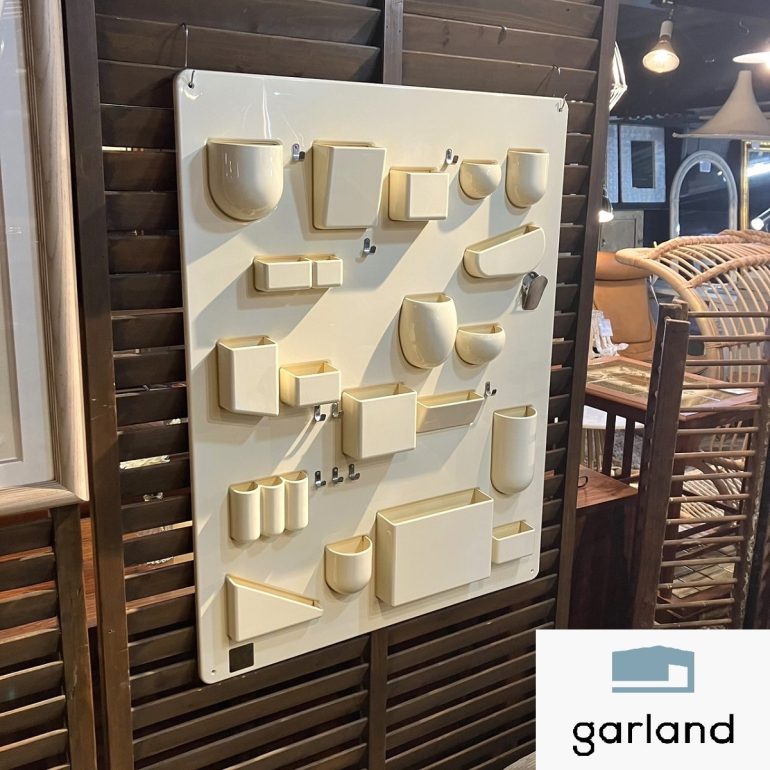 ウーテンシロ ヴィンテージ ホワイト 壁掛け収納 壁面収納 壁掛け