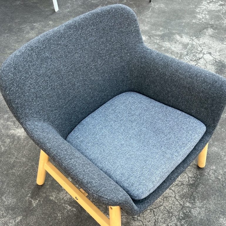 IKEA イケア VEDBO ヴェードボー チェア ダイニングチェア アーム
