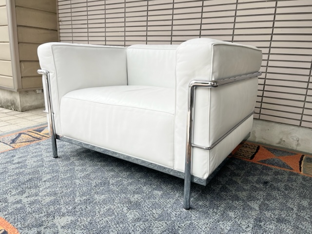 Cassina（カッシーナ）／LC3 フォートュイユ グラン コンフォール