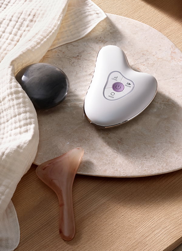 Qoo10] センテリアン24 【メガ割限定 GIFT付き】【公式】マデ