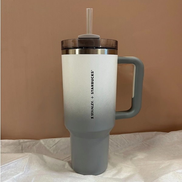 Qoo10] スターバックス 韓国 タンブラー /スタンレー ケンチャ