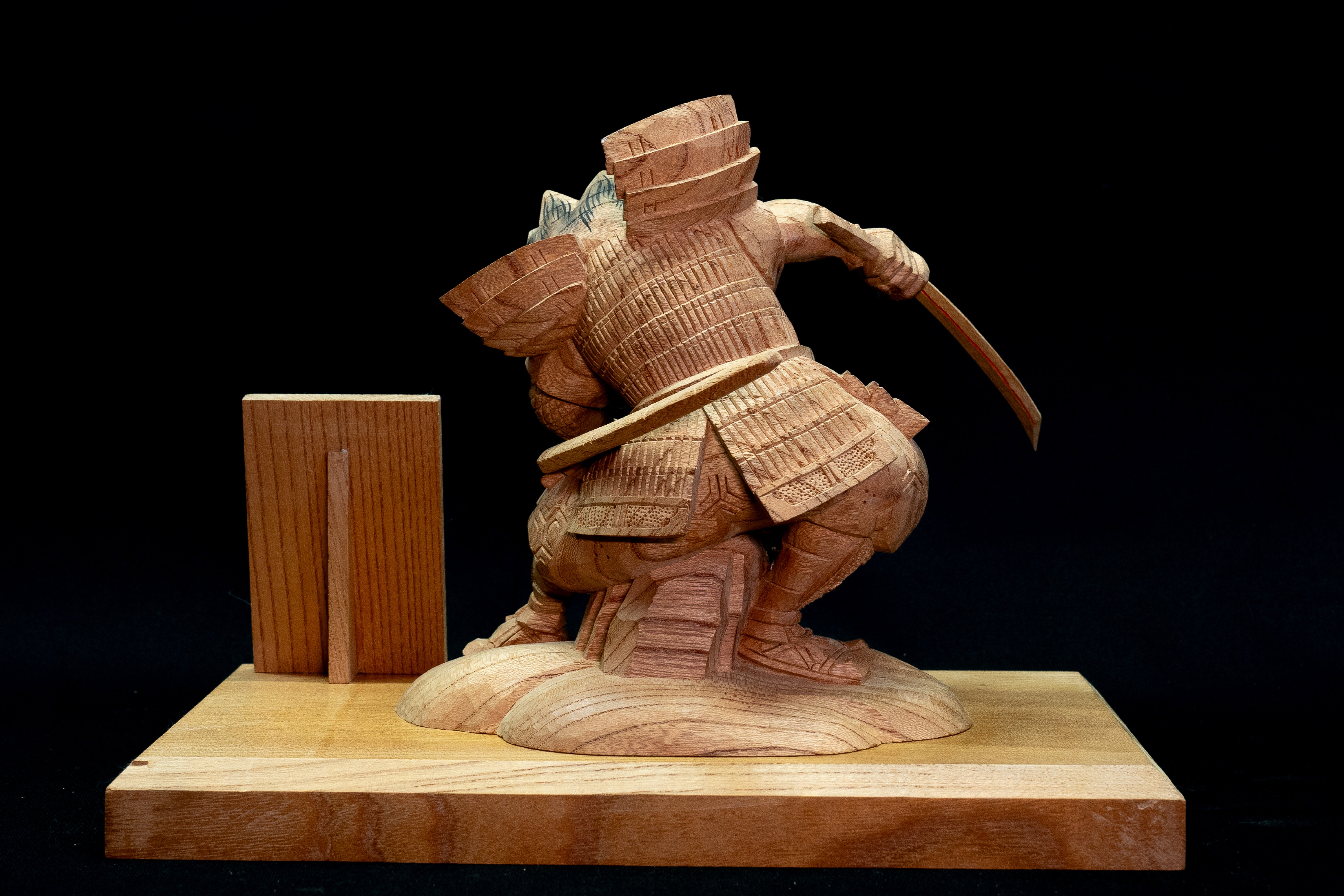 木彫 – 侍 / Wood Carving – The Samurai – 源右衛門