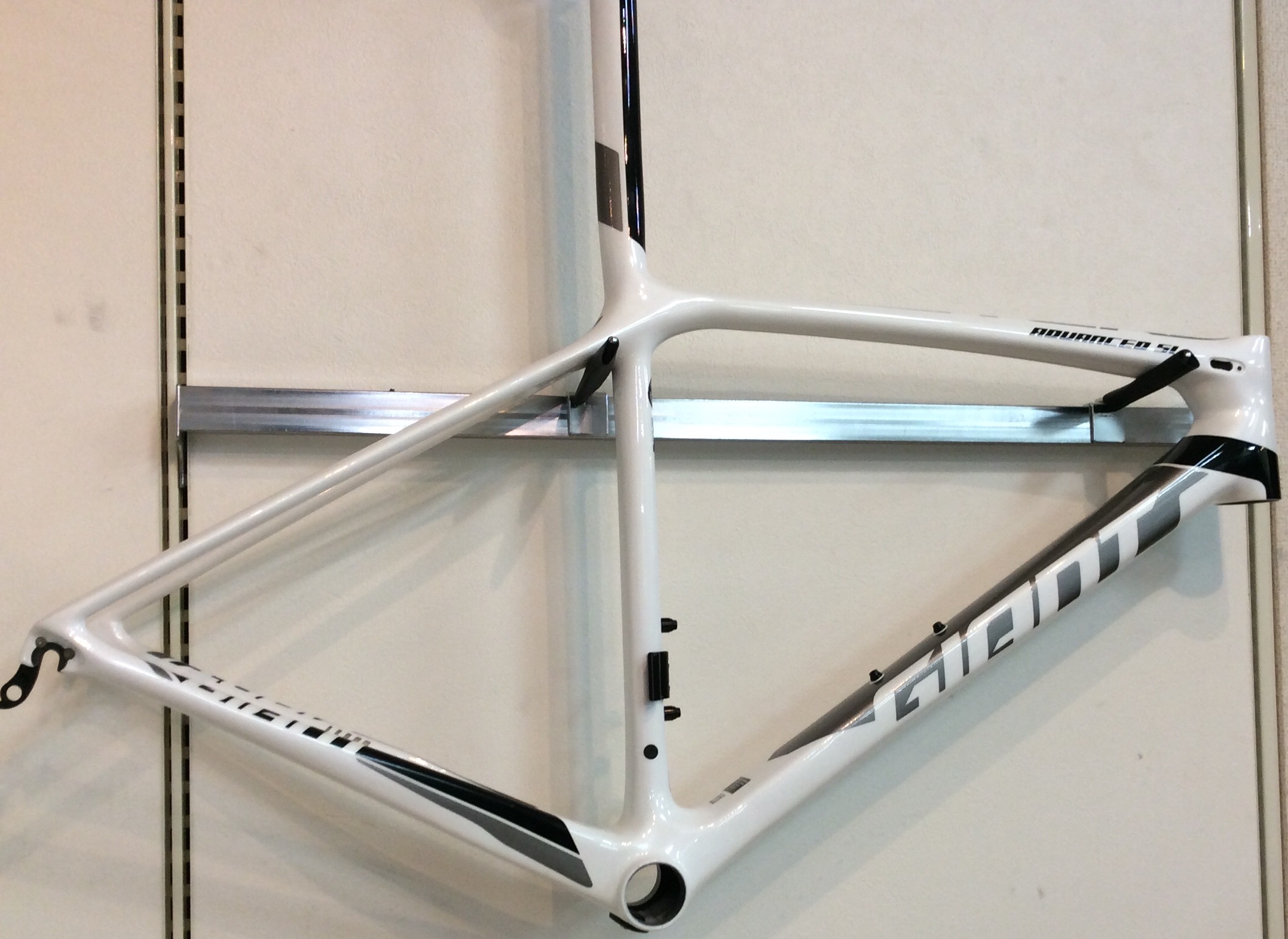 TCR ADVANCED SL フレームセット入荷致しました(^^) ｜ ジャイアント