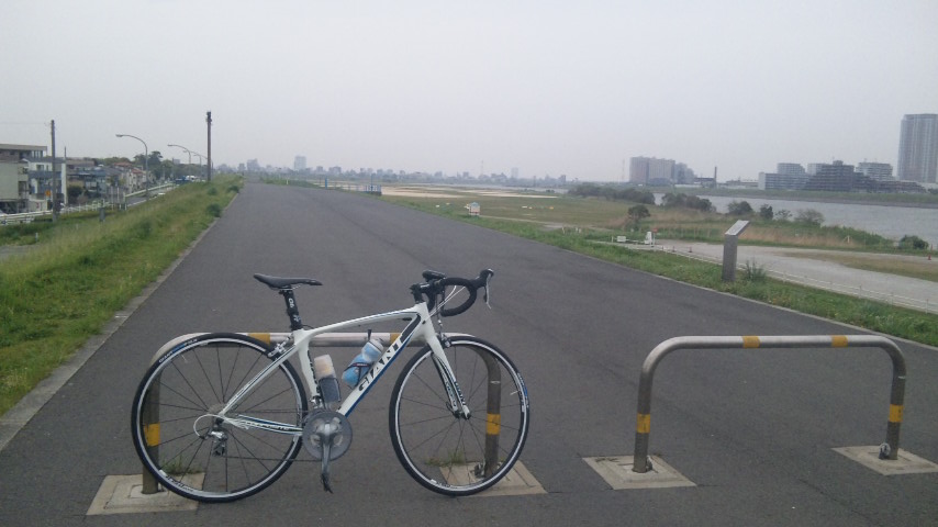 DEFY COMPOSITE SEでサイクリングロード走ってみました