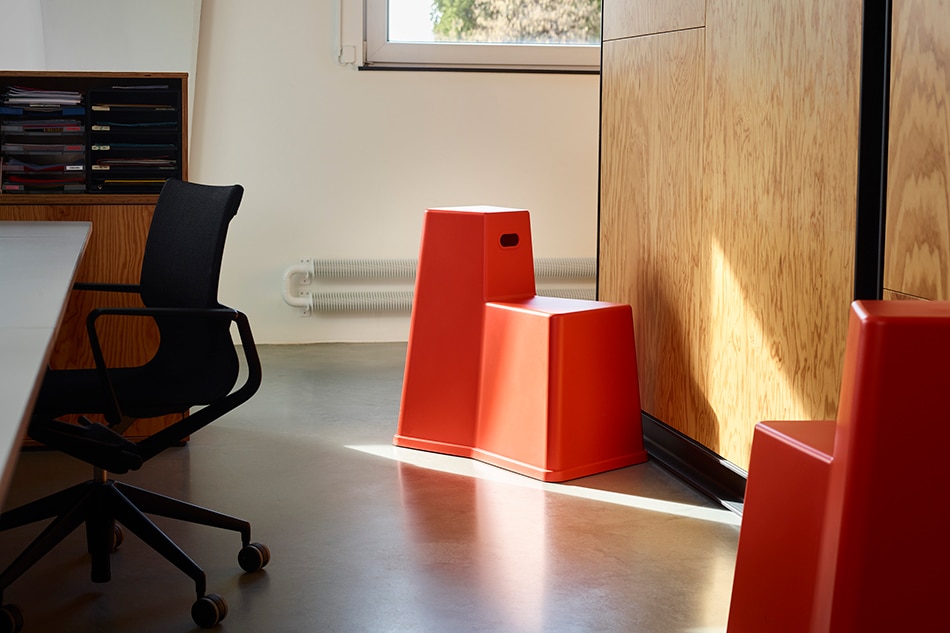 Stool-Tool（スツールツール）/Vitra（ヴィトラ）/Konstantin Grcic