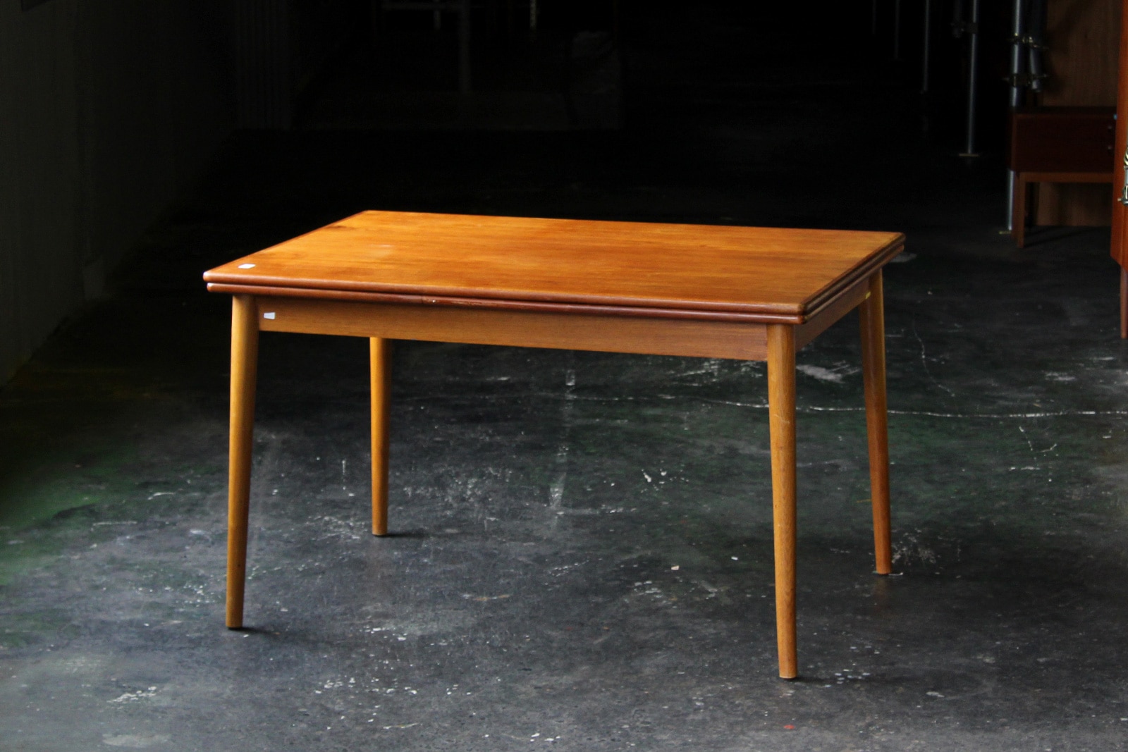 DK19-301 北欧 ミッドセンチュリー家具 ダイニングテーブル 124cm