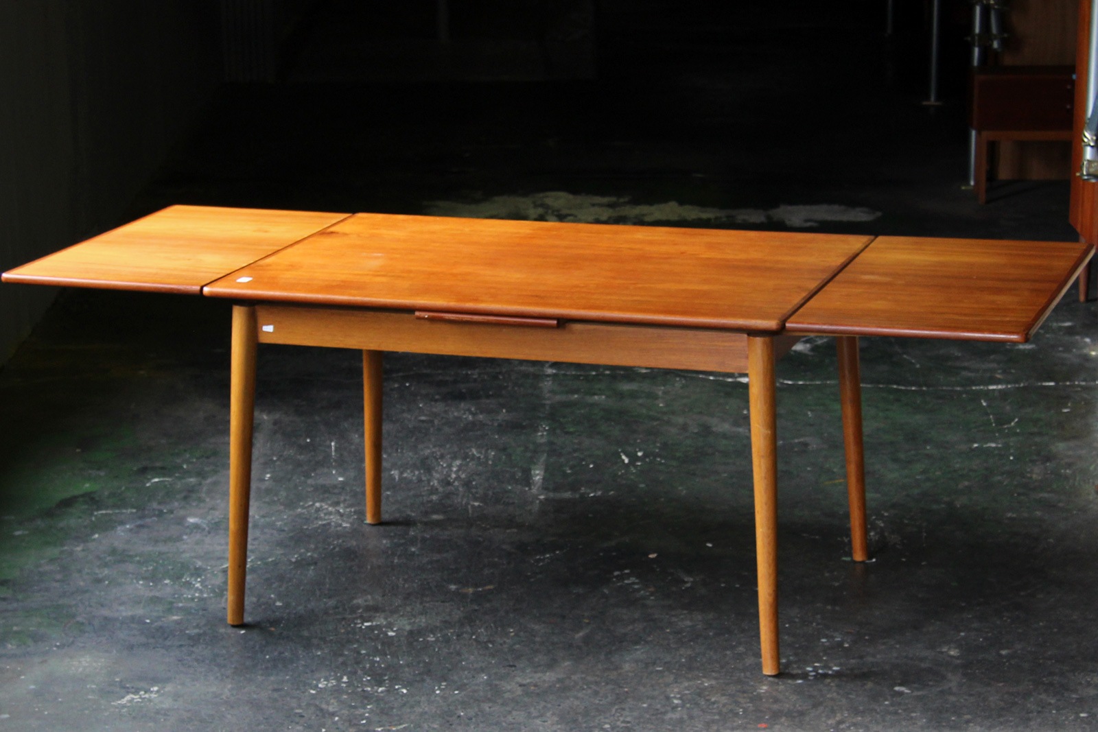 DK19-301 北欧 ミッドセンチュリー家具 ダイニングテーブル 124cm