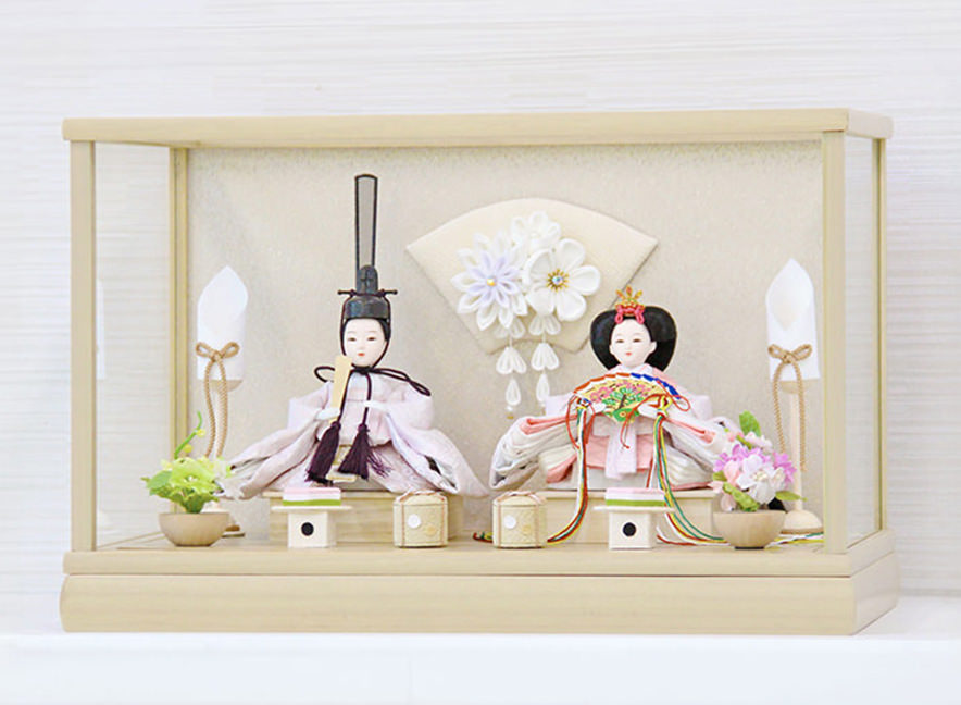 恵月人形本舗｜お洒落な五月人形を中心に、雛人形やツリーなどを販売