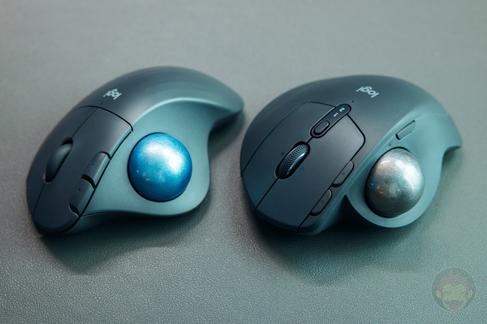 生粋のMX Masterユーザー、トラックボールマウス「MX ERGO S」「M575SP