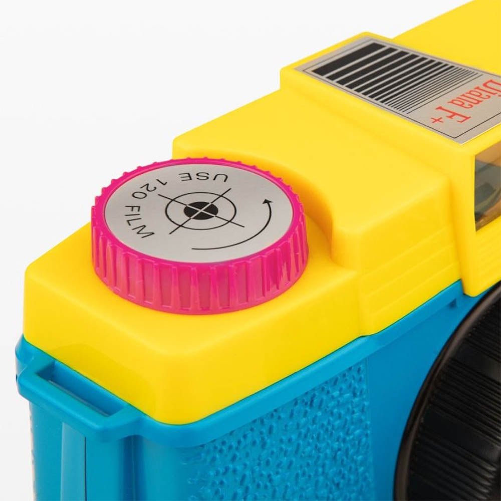 Lomo Diana F+ - CMYK