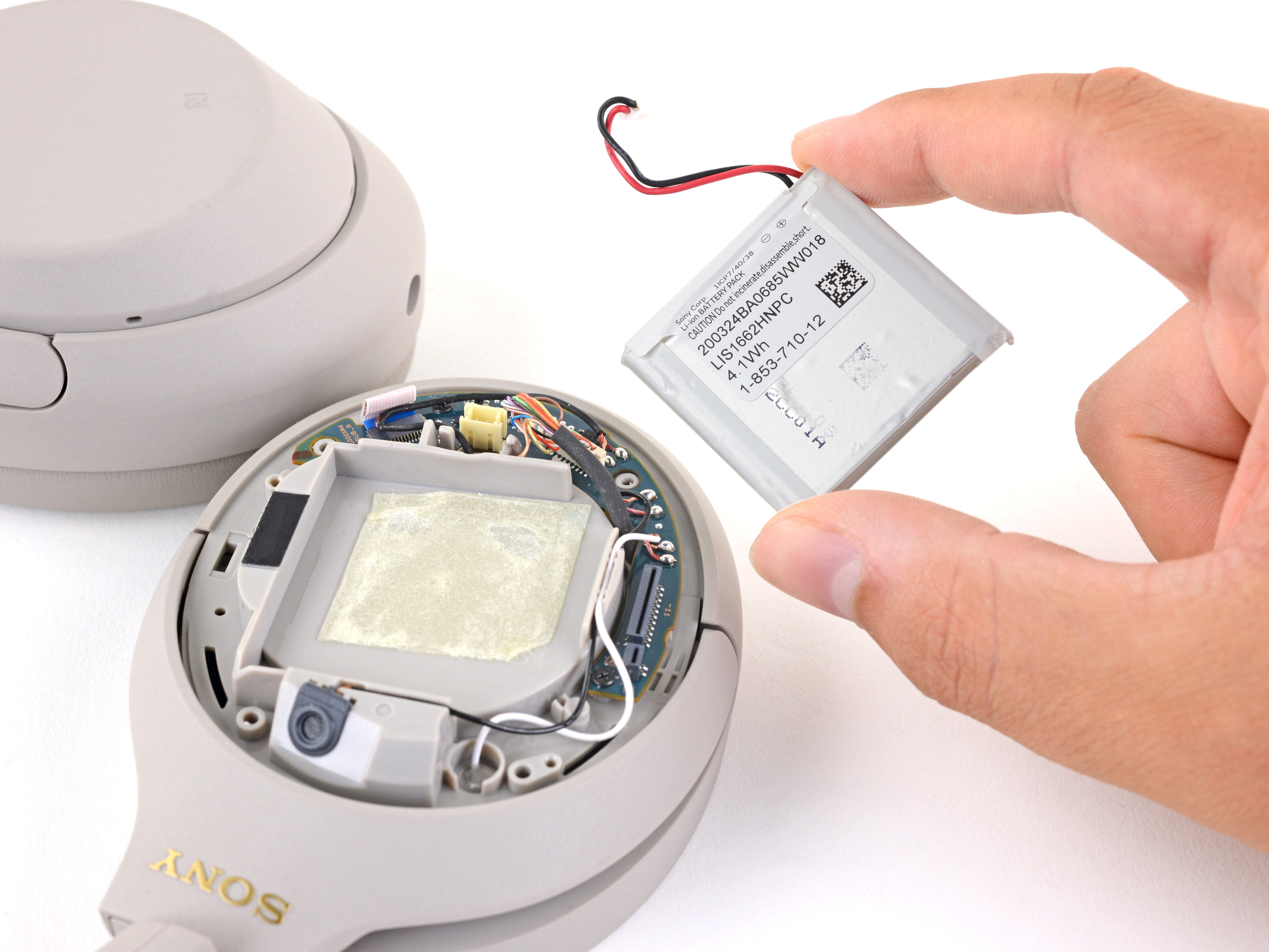 Sony WH-1000XM4 バッテリーの交換 - iFixit 修理ガイド