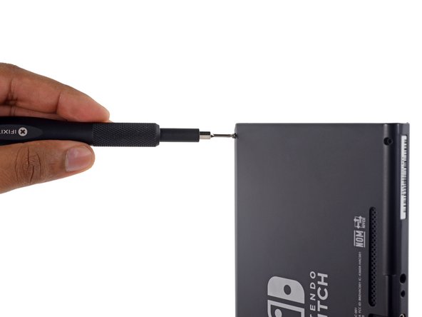 Nintendo Switchの分解に使うドライバーはY00? JIS000? - iFixit