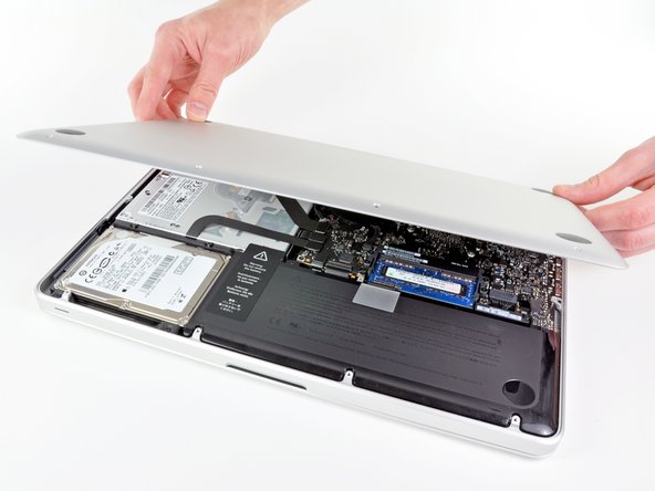 MacBook Pro 13インチ Unibody Early 2011 RAMの交換 - iFixit 修理ガイド