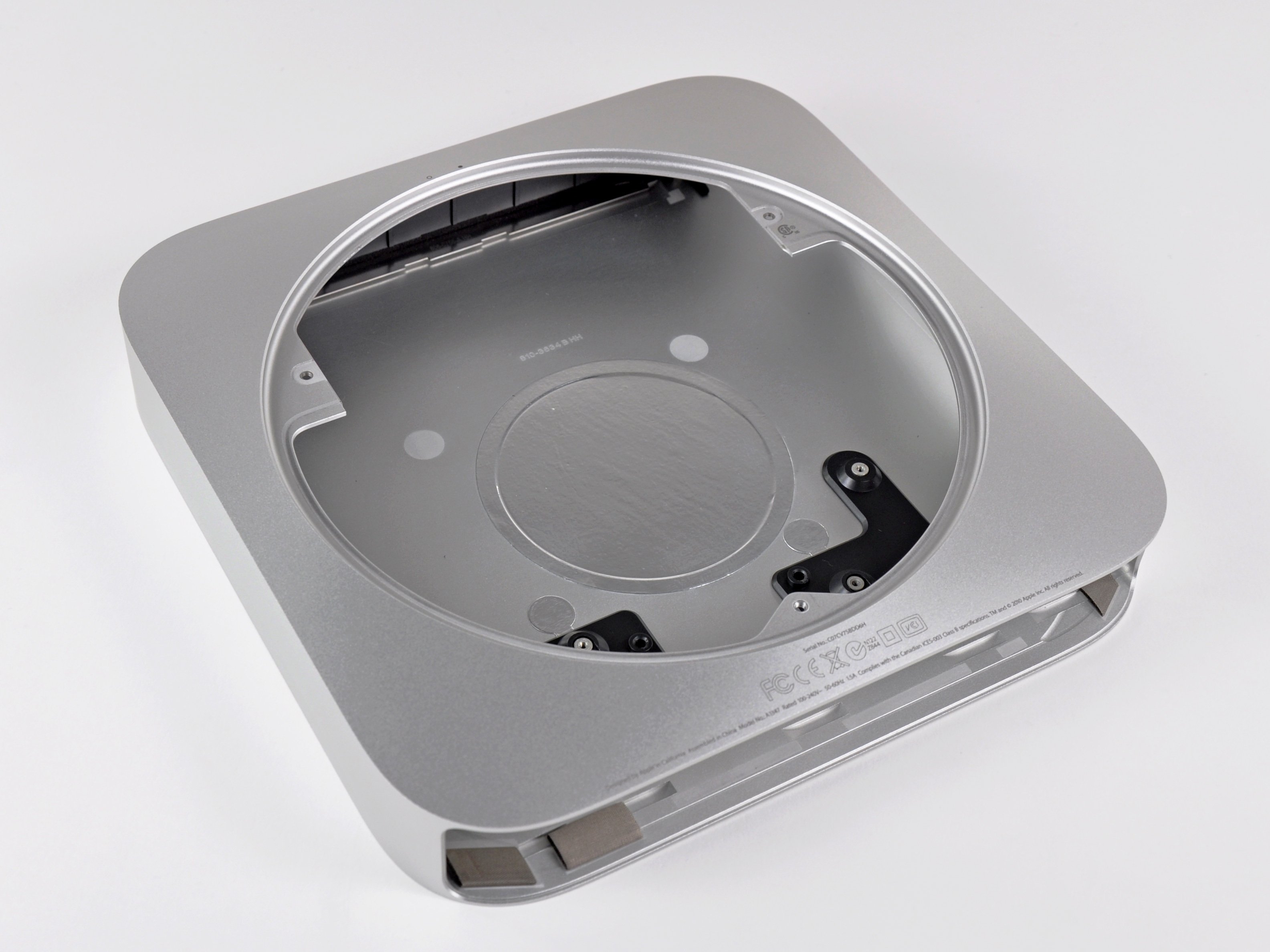 Mac mini Mid 2010のアウターケースの交換 - iFixit 修理ガイド