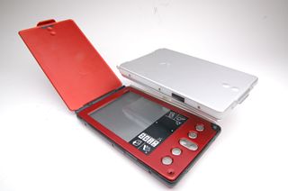 Visor Edge - PDA博物館