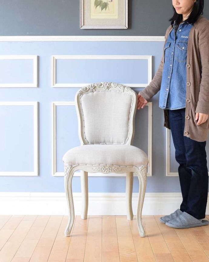 アンティーク風椅子、お花の彫刻が可愛いコクシグルのチェア(cff-1020