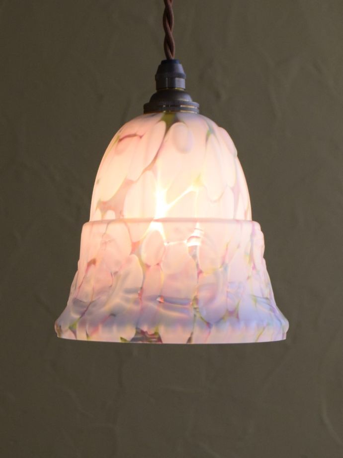 英国アンティークのペンダントライト、幻想的なマーブルガラスの照明