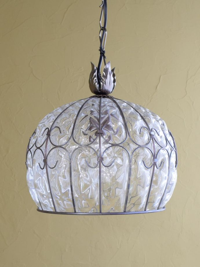 イタリアのおしゃれなペンダントランプ、ヴェネチアで作られた