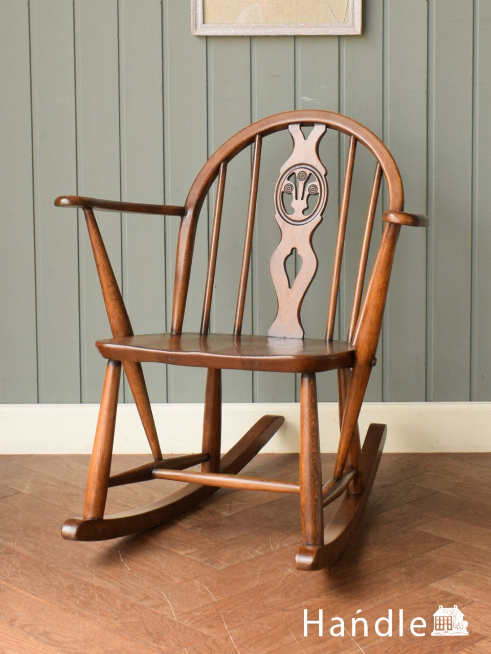 アーコールのシスルバックロッキングチェア（カラメル色・アーム付き