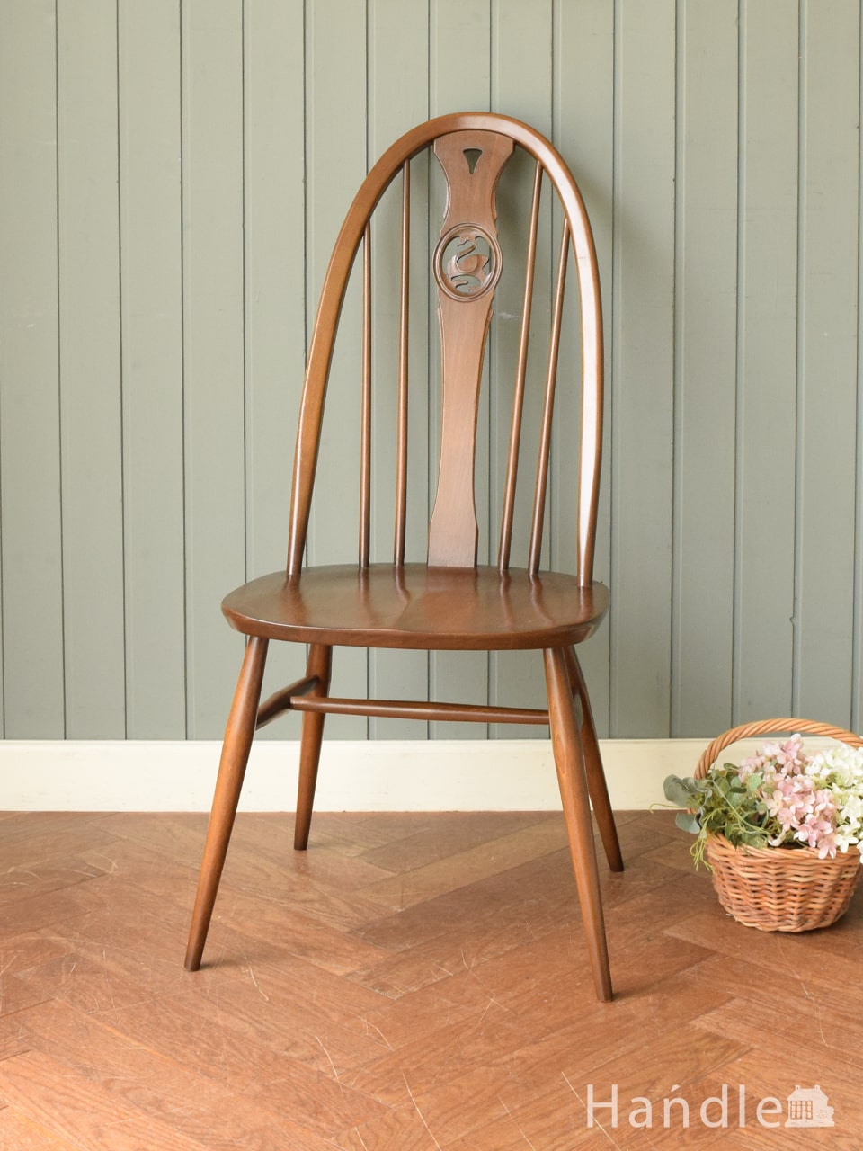 人気の北欧ヴィンテージ家具、アーコール シングルバックチェア