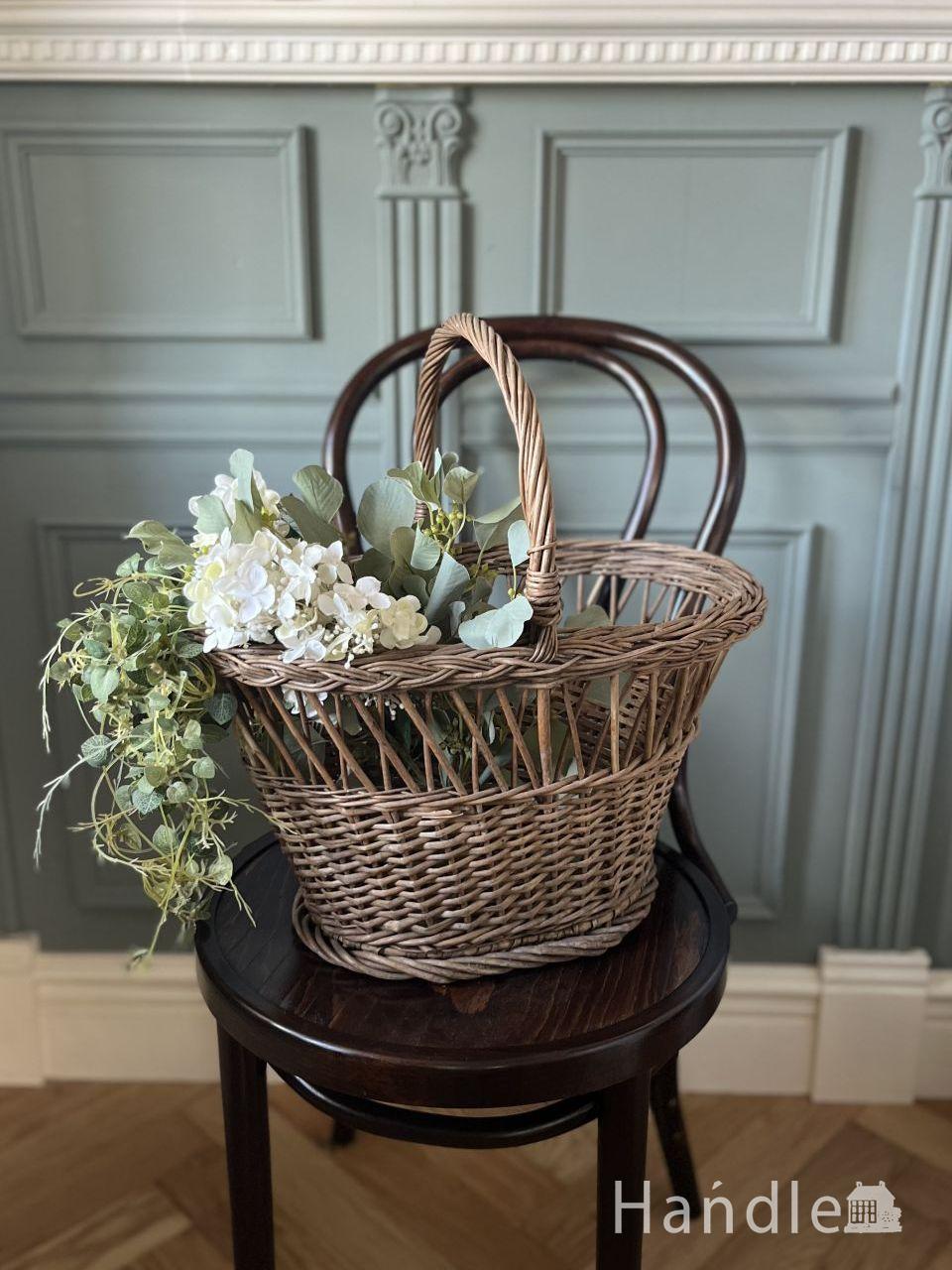 フランスから届いたオシャレなバスケット、透かし編みデザインが可愛い