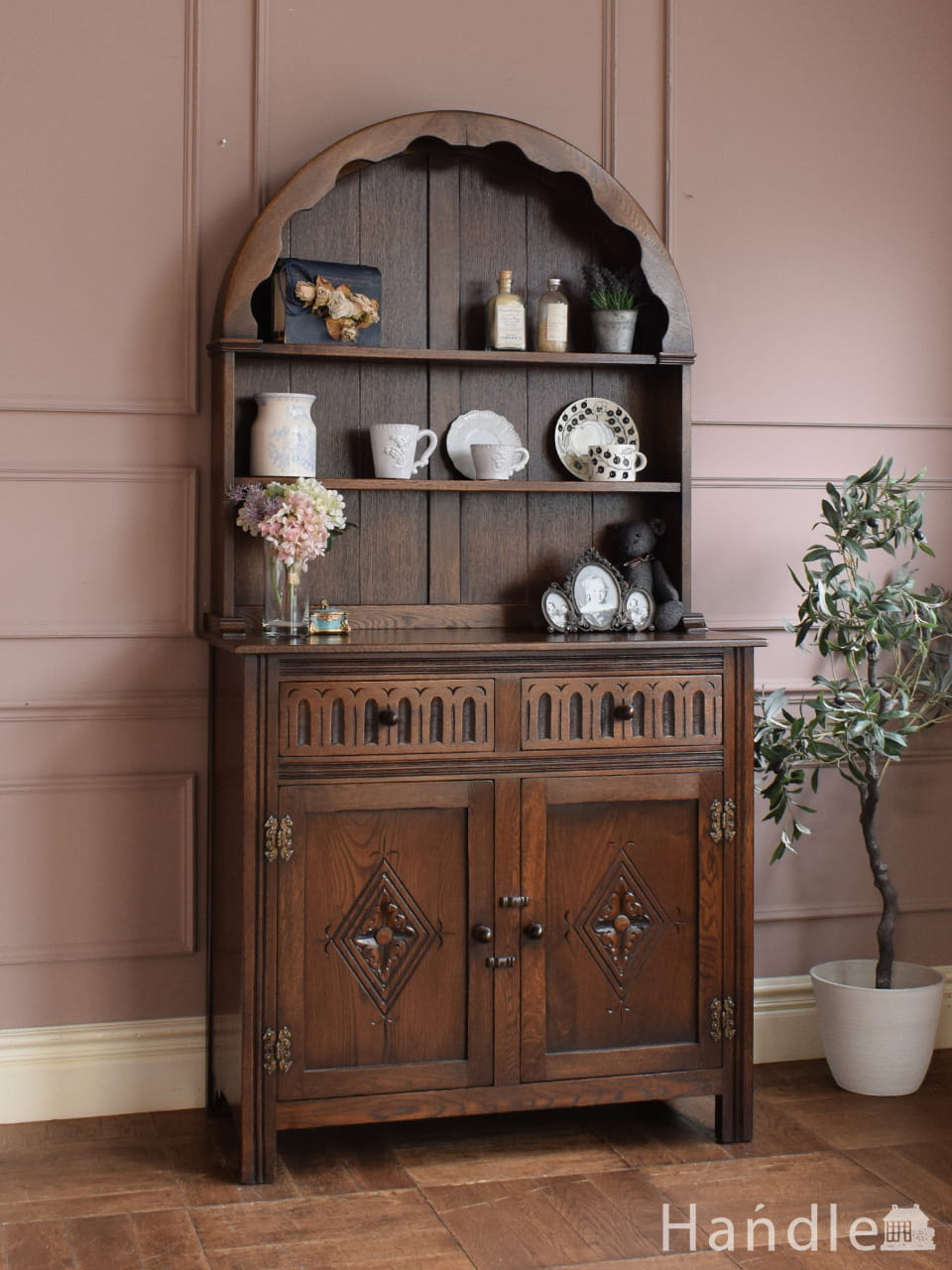 どこでも使える小さなアンティークの収納家具、マガジンラック(j-1317