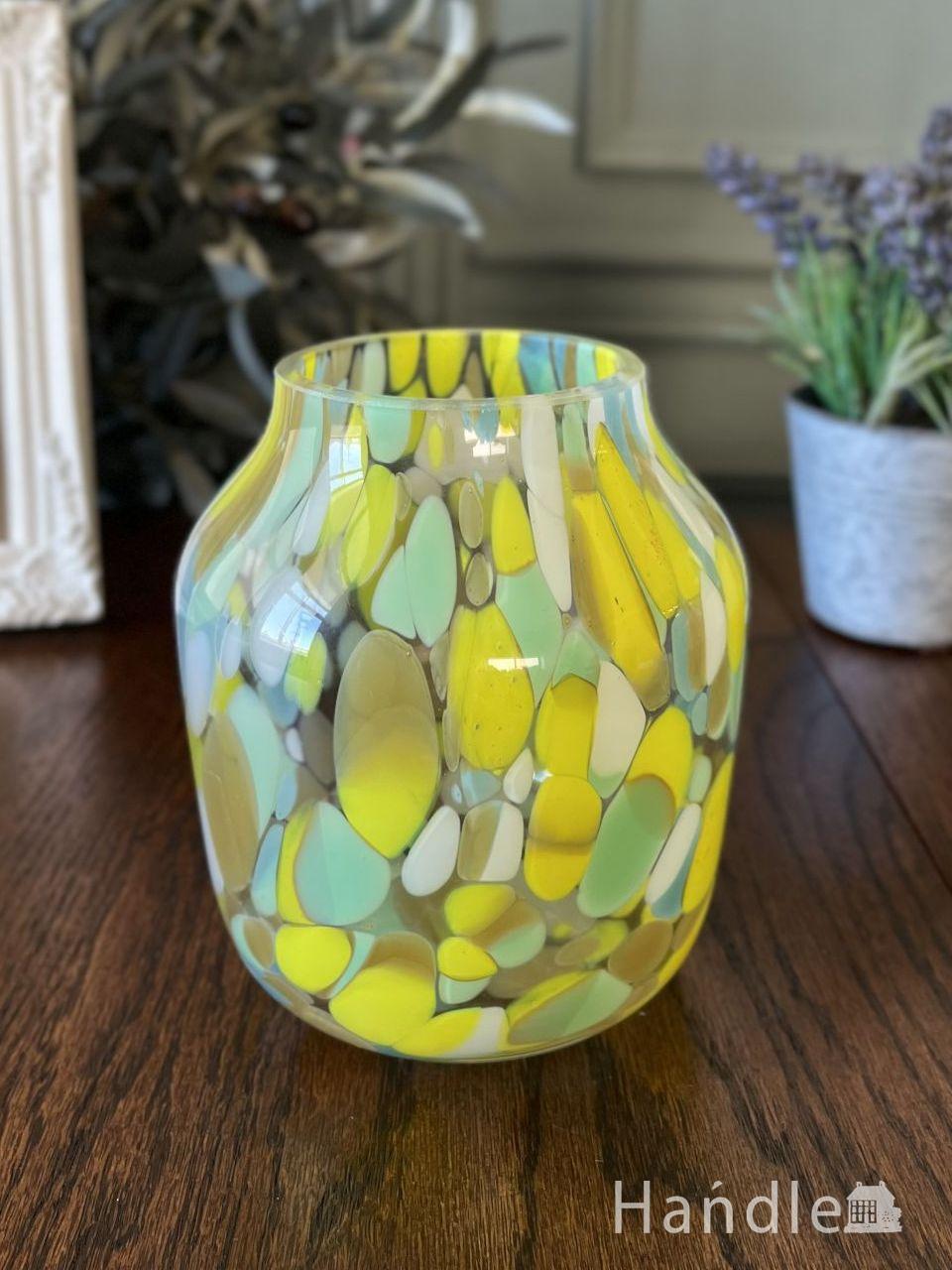 レトロな配色のガラスの花瓶、マーブルガラスのフラワーベース(n22-216