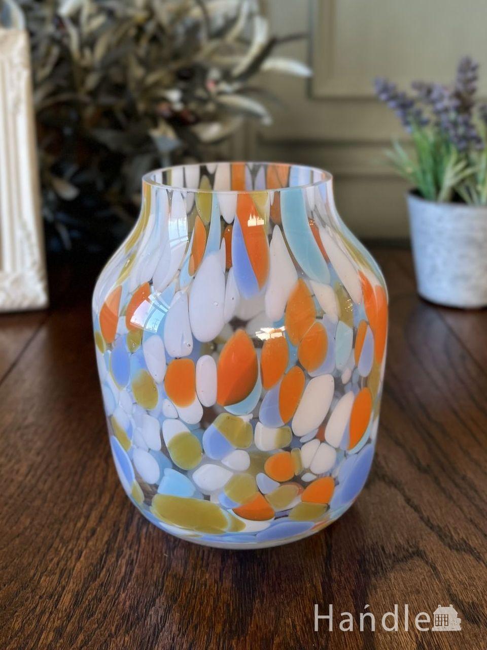 レトロな配色のガラスの花瓶、マーブルガラスのフラワーベース(n22-216