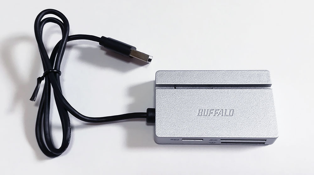 安くて使えるカードリーダー BUFFALO「BSCR100U2」レビュー | はれ