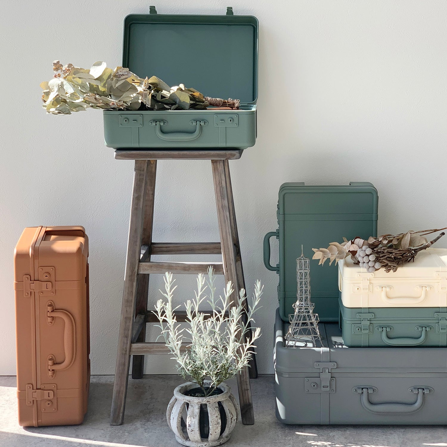 トランク型収納ボックス – HATCH