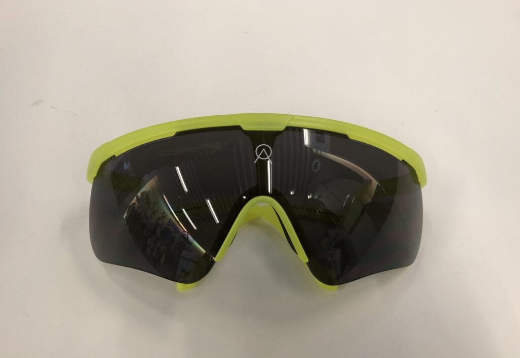 強くなる日差しに《ALBA OPTICS・OAKLEY》｜バイク・自転車の購入修理