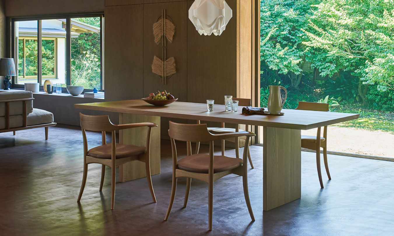 Crescent | HIDA | Hida Sangyo [Official] Hida furniture, furniture