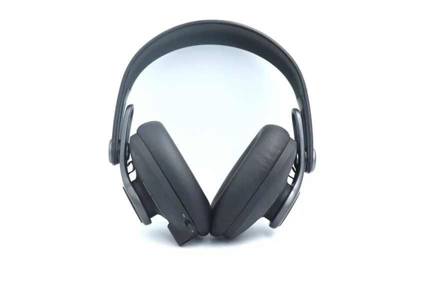 AKG K371-BT-Y3をレビュー。Bluetooth、有線両対応で優れた音質の