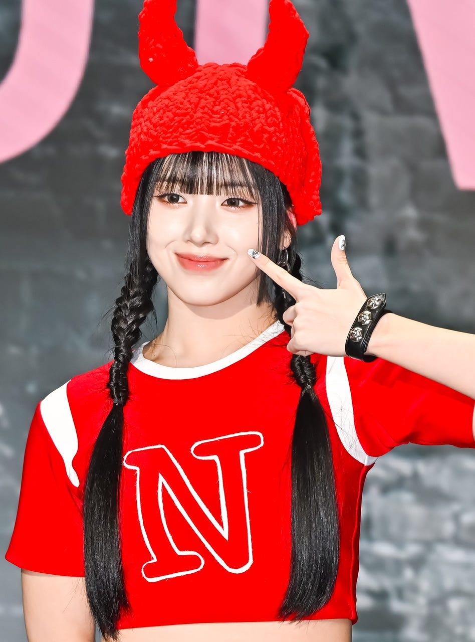 NMIXX ジウ編】エンミックスの愛嬌担当！ 表現力とヘルシーボディが