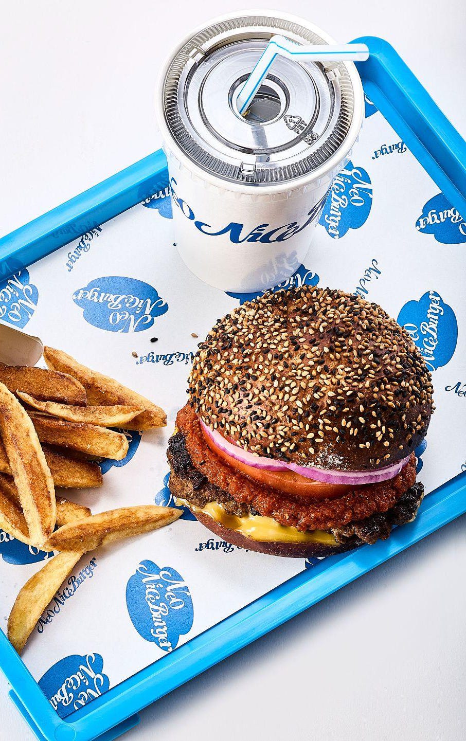 アマムダコタン」平子シェフの新店はハンバーガー！「ネオナイス