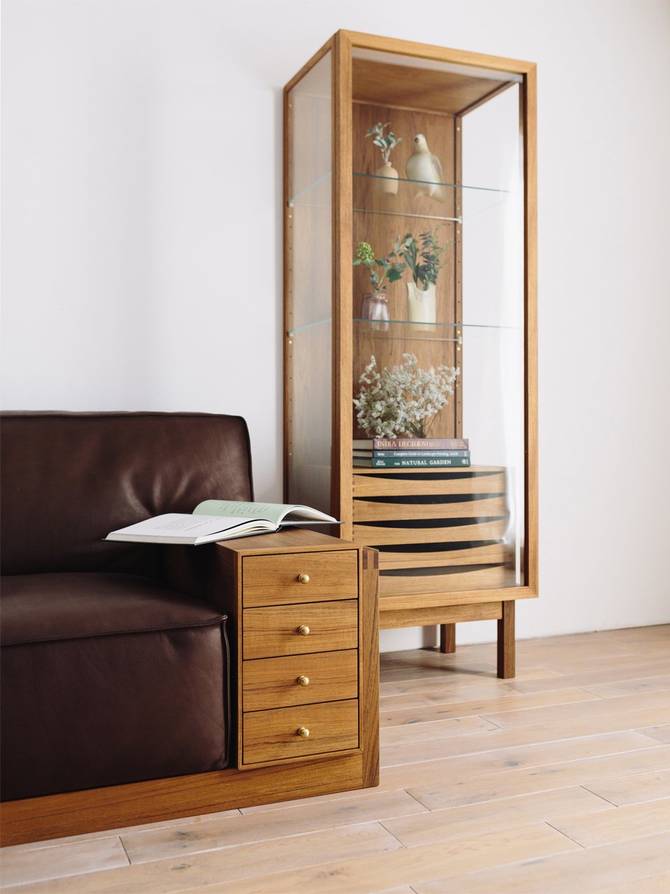 起立木工 キュリオケース 起立木工 高級キュリオケース 写真 お酒