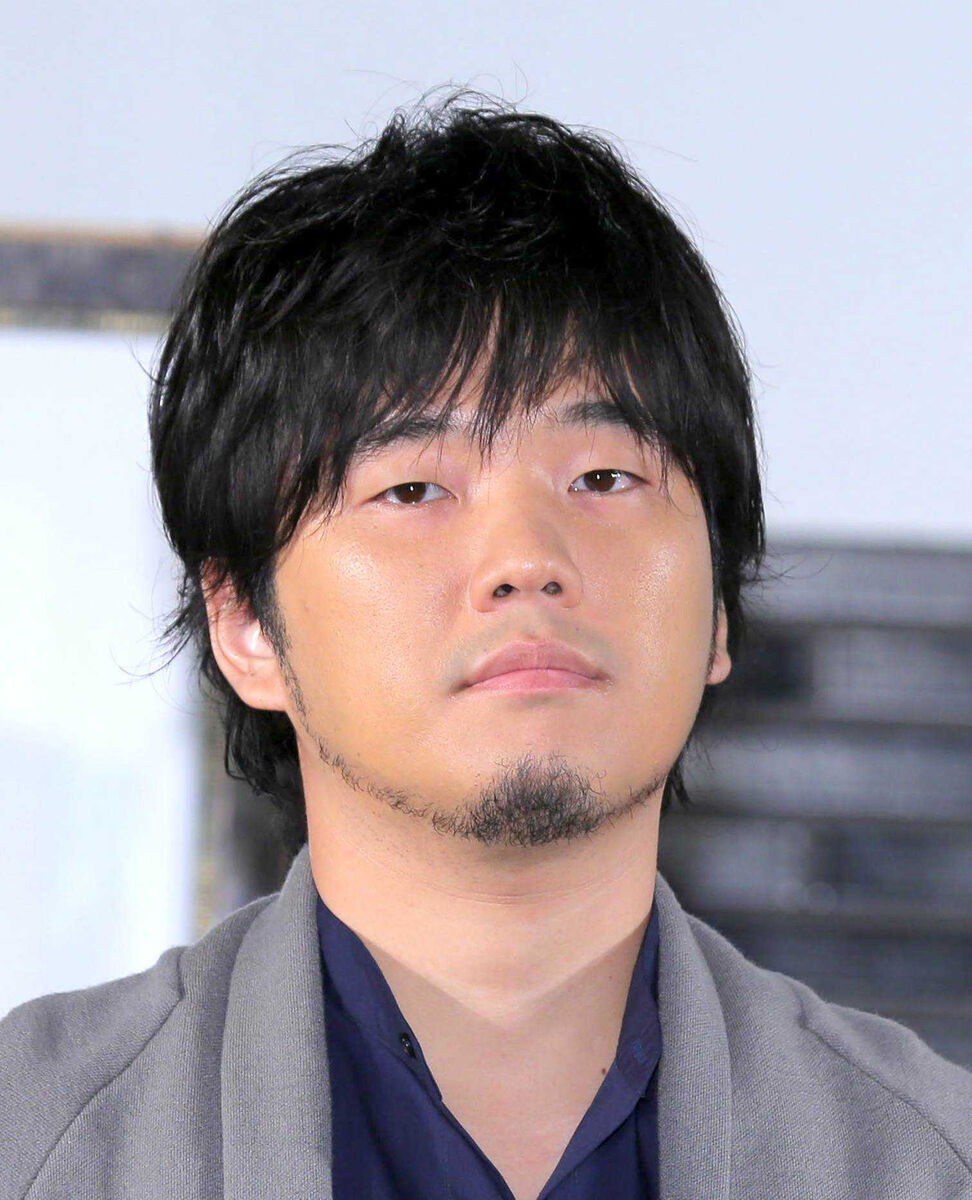 秦基博、大物ミュージシャン2人のスナックでの“共演”に同席「『We