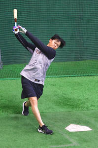 巨人】坂本勇人2000安打カウントダウン缶バッジ発売…全16種類を