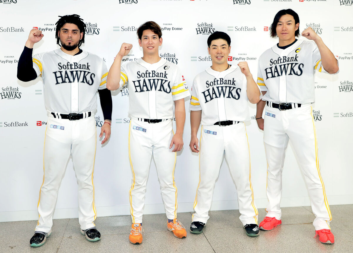 ソフトバンク】代走・周東佑京が暴投で決勝のヘッスラ生還