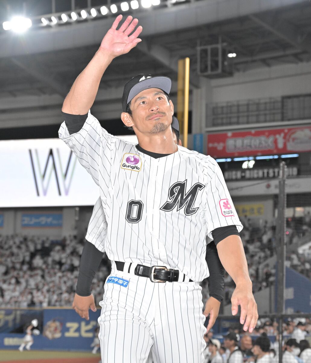 ロッテ】荻野貴司、今季1号が逆転3ラン サプライズ始球式の嵐・相葉