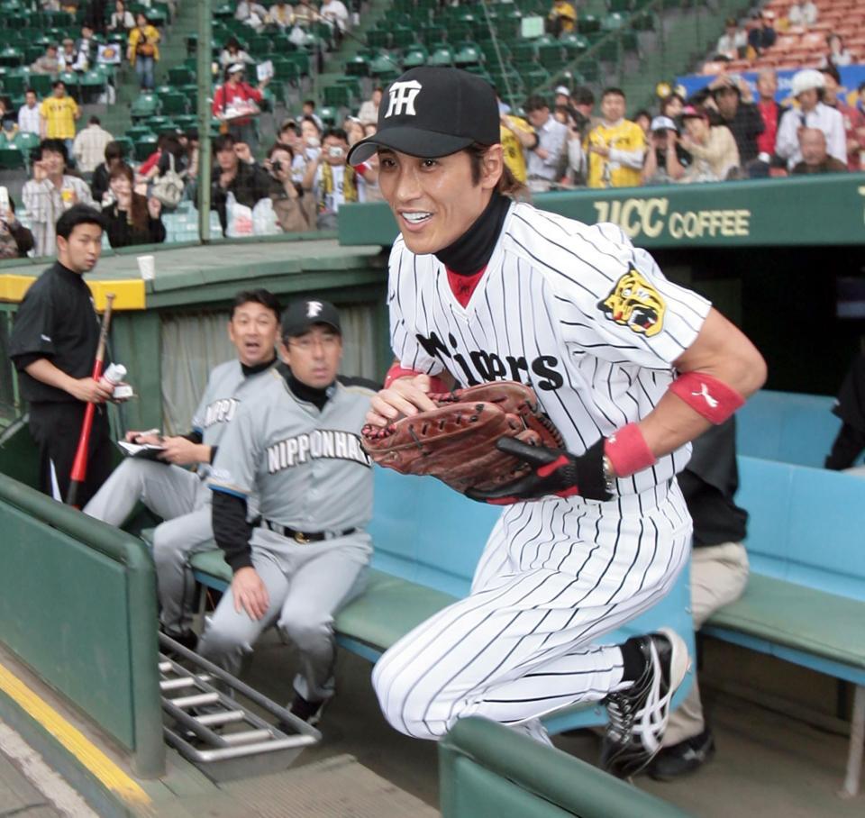 日本ハム・新庄監督 現役最終年の2006年にも阪神ユニで登場 甲子園