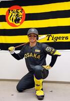 阪神 ブラックダイナマイトユニお披露目 森下「かっこいい。レトロな