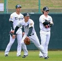 阪神・森下 ブラックユニで30号到達へ ぶち上げた“漆黒の野望” 40