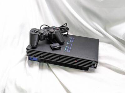 Sony PlayStation2 PS2 Black SCPH-39000 Console & Controller NTSC-J