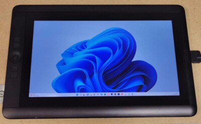 Wacom CINTIQ 13HD DTK-1300/K0 Creative Pen Display LCD Tablet
