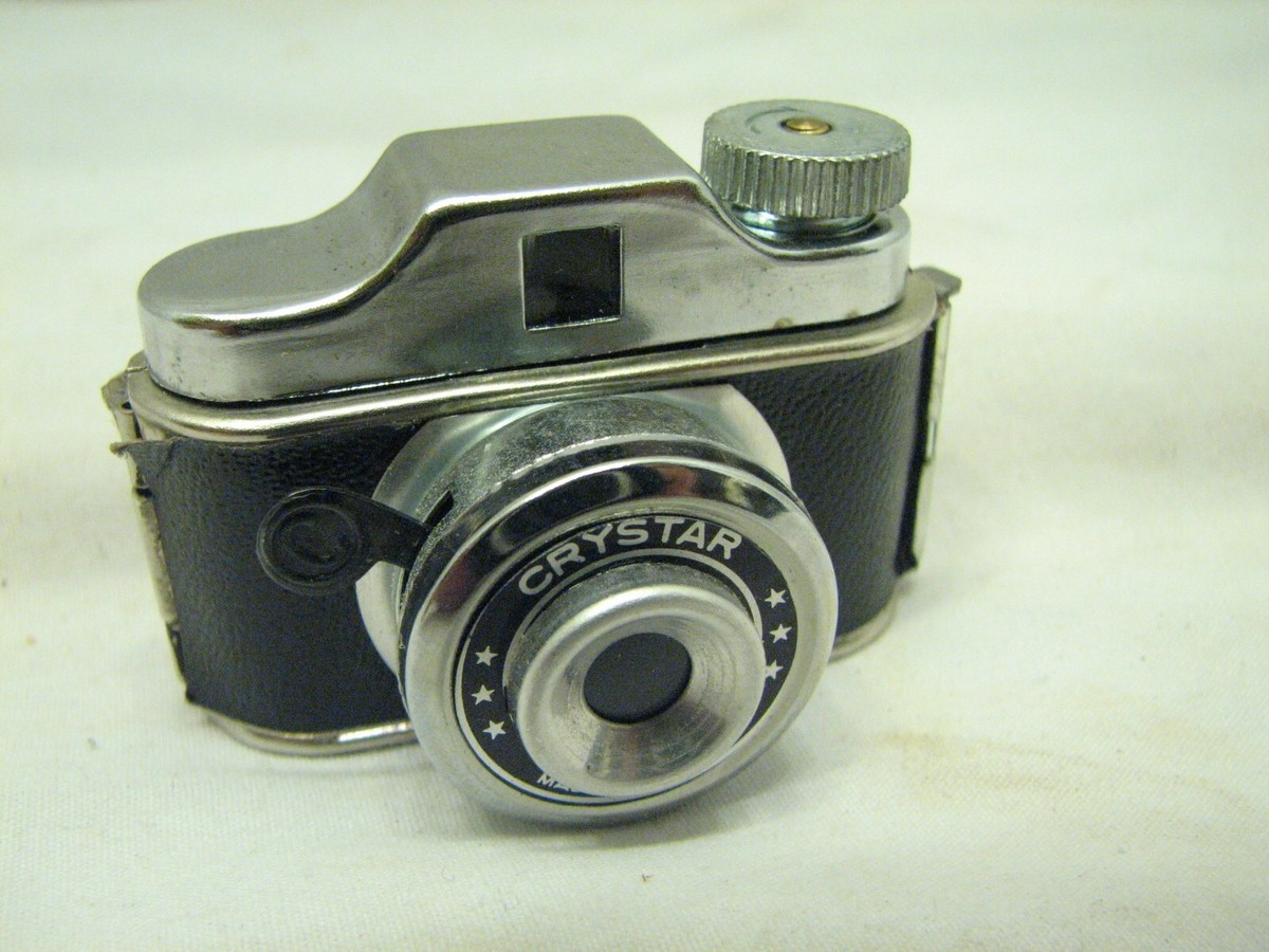 Vintage Crystar Mini Spy Camera Made in Japan w/Yellow Leather