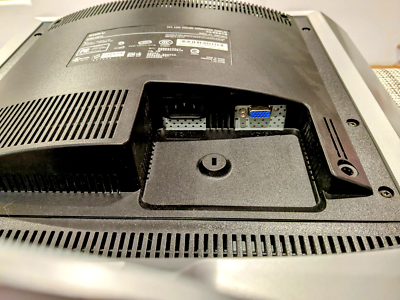 Sony SDM-HS73 LCD 17