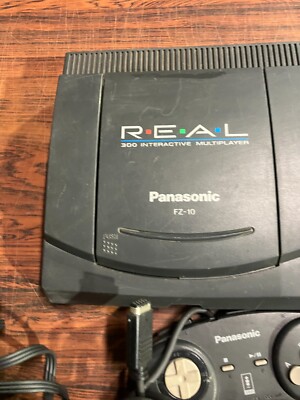 Panasonic 3DO REAL FZ-10 Console w/ Cords & Control Pad Tested