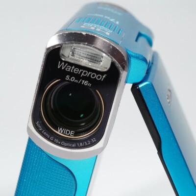 SONY HDR-GW77 20.4 MP Waterproof Video Camera Handycam - Blue used