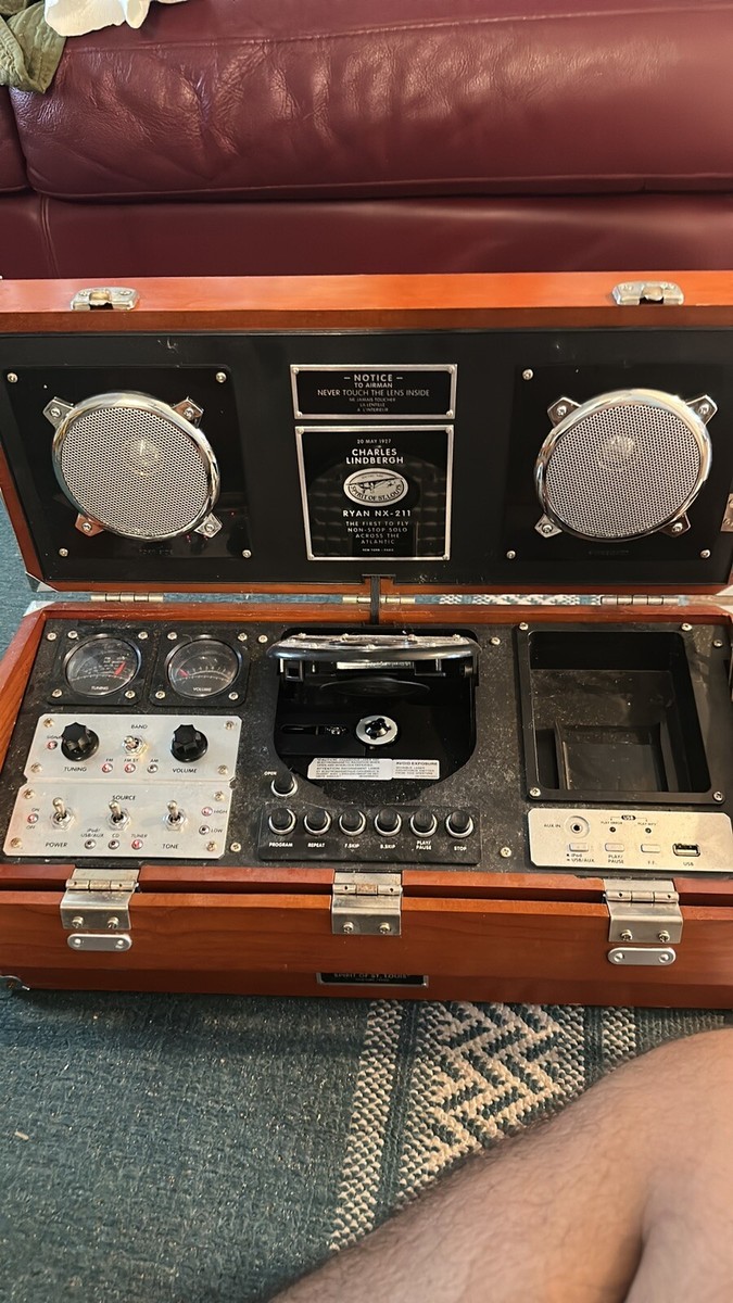 Charles Lindbergh Ryan NX-211 Spirit Of St. Louis CD Player AM/FM